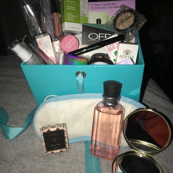 Variety Other - Box of beauty products